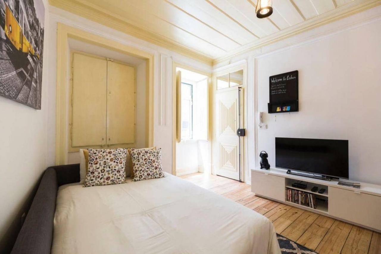 Ola Lisbon - Rato I Apartment Exterior photo